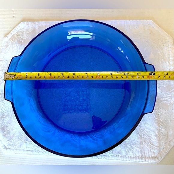 Cobalt blue glass deep round shaped serving plate with two handles serving dish - Picture 6 of 15